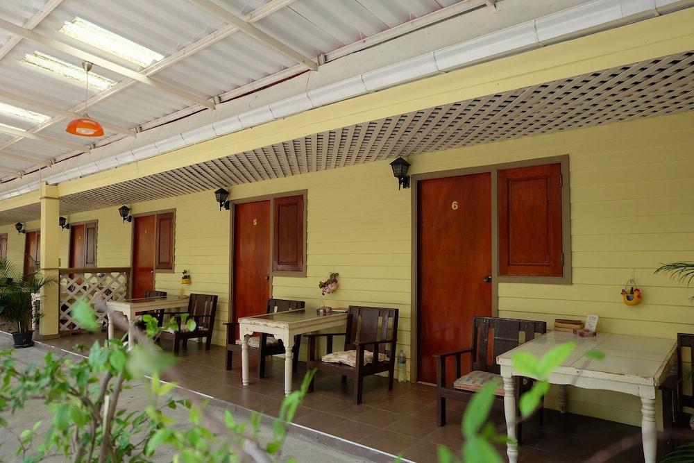 Steve Lady Hostel Bangkok Exterior foto