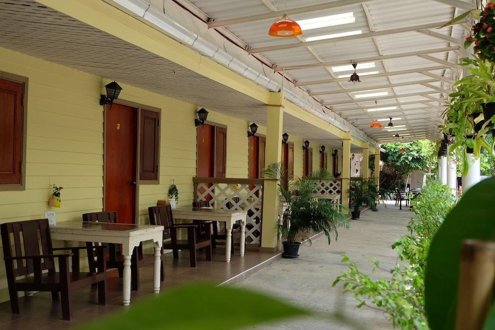 Steve Lady Hostel Bangkok Exterior foto